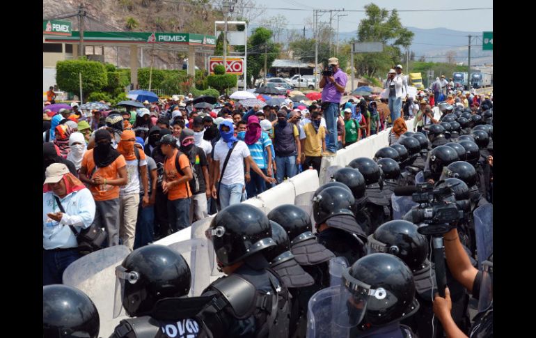 Se prevé que maestros disidentes, normalistas y organizaciones sociales realicen una movilización para rechazar la reforma educativa. ARCHIVO /