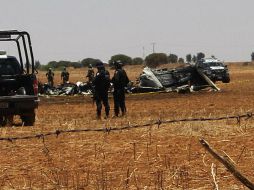 La avioneta de la PGR se desplomó aproximadamente a las 12:00 horas en la comunidad Noria de Gringos. EFE /