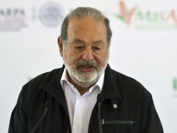 América Móvil, propiedad de Carlos Slim, opera en 20 países en América y Europa. ARCHIVO /