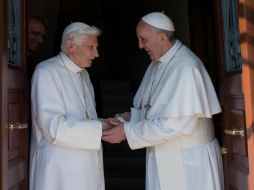 Gracias a la ''mudanza'', por primera vez en la historia conviven dos Papas en El Vaticano, uno Emérito y el otro reinante. AP /