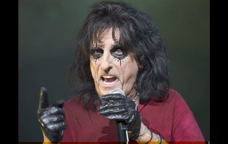 El rockero Alice Cooper pisará la Ciudad de México el 11 de mayo próximo. ARCHIVO /