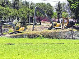 El parque liberación. Aunque son frecuentes los trabajos de mantenimiento, lo que más destaca al anochecer es la ausencia de vigilancia EL INFORMADOR /