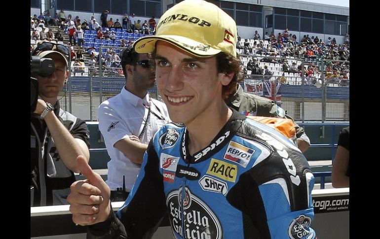 El piloto barcelonés Alex Rins (KTM) ha logrado el mejor tiempo en los entrenamientos oficiales para el Gran Premio de España de Moto3. EFE /