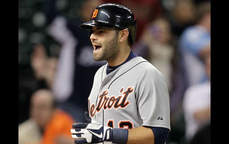 Alex Ávila, 13 de los Tigres de Detroit, celebra luego de pegar un jonrón de dos carreras en la novena entrada en contra de Houston. AFP /