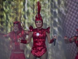 La cantante Yuri canta sus éxitos y encabeza una serenata para las madres capitalinas. SUN /