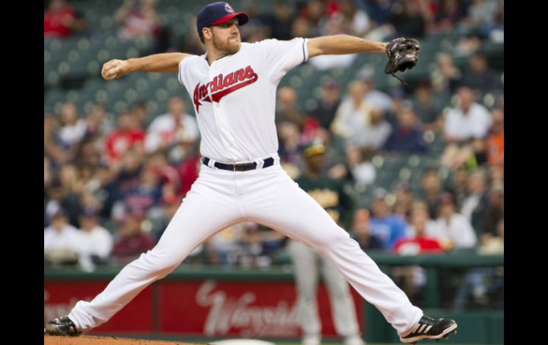 Zach McAllister consigue el octavo triunfo de los Indios en los últimos nueve juegos. AFP /