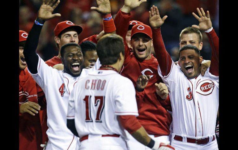 Los Rojos le dan a Dusty Baker su triunfo número mil 600 de por vida como piloto. AP /