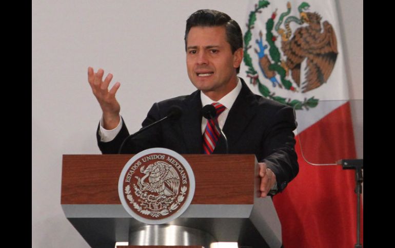 El Presidente Enrique Peña Nieto señala que con la reforma financiera se fomentará que ''los bancos presten más y más barato''. NTX /