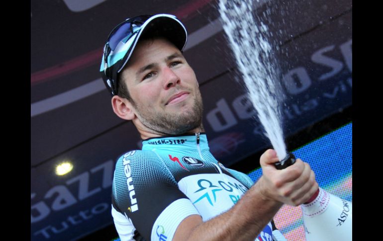 Cavendish aún no logra colarse en el ''Top 10'' dentro del Giro. AP /