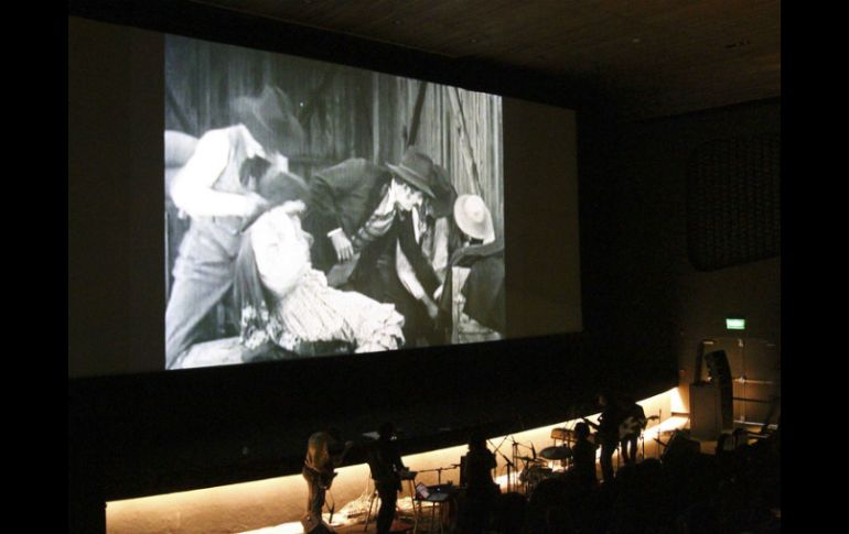 La filmografía de Almada se distinguió por abordar temas sobre el crimen organizado. ARCHIVO /