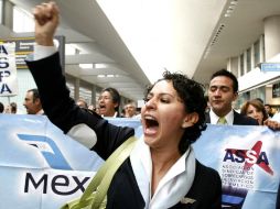 Los manifestantes terminaron su protesta luego de que la Unidad de Gobierno recibiera a una comisión. ARCHIVO /