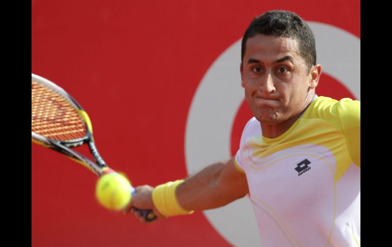 Nicolás Almagro, número 12 de la ATP es vencido en una hora y 34 minutos. EFE /