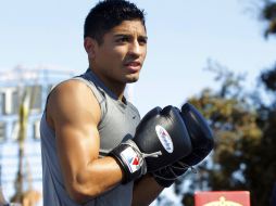 Abner Mares busca seguir haciendo buena historia en su carrera como boxeador profesional. AP /