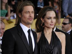 Brad Pitt señaló que todo lo que quiere es que Angelina Jolie tenga ''una larga y saludable vida'' con él y sus hijos. ARCHIVO /