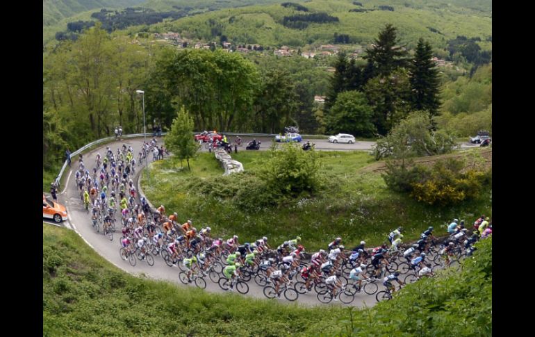 El dopaje ha aparecido durante el Giro tras diez etapas disputadas. AP /