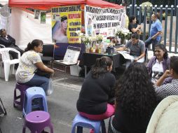 Las madres indican que no desistirán de su huelga de hambre hasta ver resultados concretos de las investigaciones. ARCHIVO /