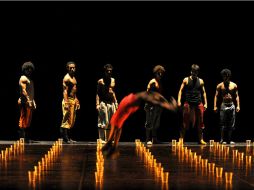 Once bailarines hombres de Brasil interpretarán coreografías que oscilan entre el hip hop y el capoeira. ESPECIAL /