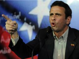 Henrique Capriles no reconoce el estrecho margen de victoria de1.49 por ciento que tuvo Nicolás Maduro. ARCHIVO /