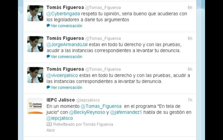 Tomás Figueroa responde a usuarios de Twitter. Imagen tomada de @Tomas_Figueroa. ESPECIAL /