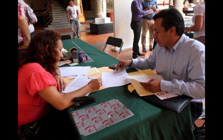 Registro de aspirantes. El diputado, Joaquín Portilla señala que el mecanismo de selección será transparente y de ''mucha legalidad''. EL INFORMADOR /