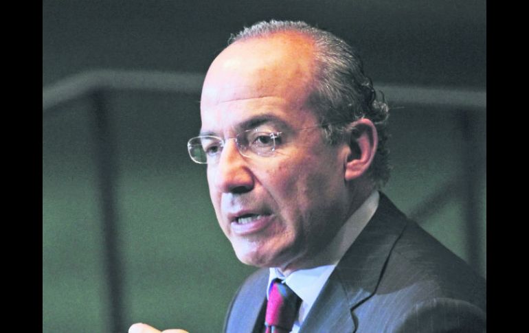 Felipe Calderón Hinojosa lamentó a través de las redes sociales que los conflictos del PAN se hagan públicos. AFP /