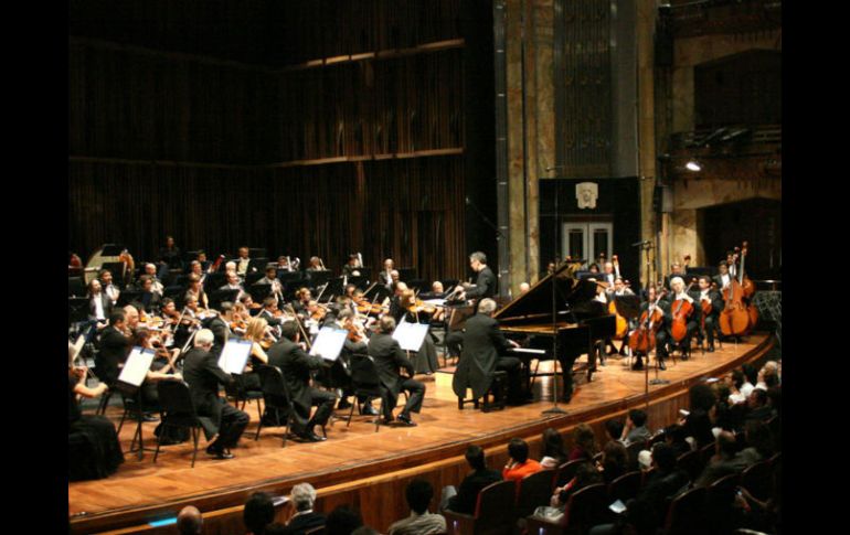 La orquesta transmite con acierto toda la grandeza cromática de Stravinski. ARCHIVO /