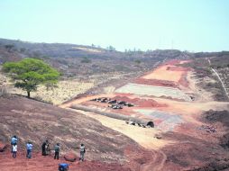 Las autoridades municipales de Tlajomulco advierten a la SCT que si no se cumplen los pasos para fauna, se volverá a clausurar la obra. EL INFORMADOR /