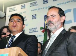 Jorge Luis Preciado y Gustavo Madero ofrecieron una rueda de prensa en el CEN del PAN. NTX /