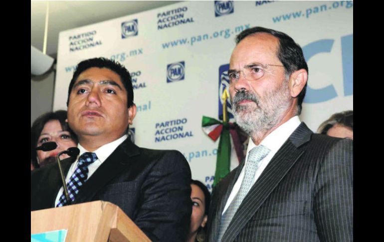 Jorge Luis Preciado y Gustavo Madero ofrecieron una rueda de prensa en el CEN del PAN. NTX /