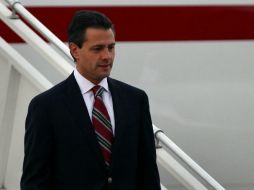 El Presidente Enrique Peña Nieto arriba a las 17:25 horas tiempo local al Aeropuerto Internacional Alfonso Bonilla Aragón de Cali. EFE /