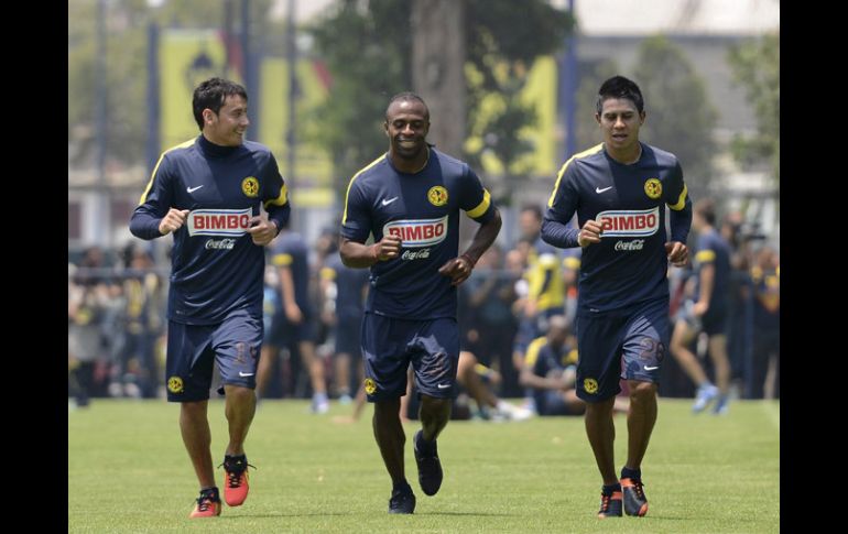 Las Águilas cerraron su preparación para el duelo de mañana en el Azul. MEXSPORT /