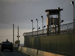 La prisión de Guantánamo, ubicada en Cuba, abre en el 2002 por órdenes de George W. Bush. AP /