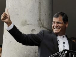 El reelecto presidente de Ecuador, Rafael Correa,  asume un nuevo mandato que terminará en 2017. AP /