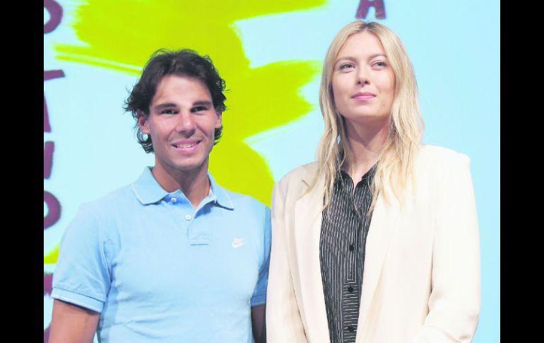 El zurdo de Manacor, Rafael Nadal, y la rusa Maria Sharapova, salen a defender sus coronas obtenidas la temporada anterior. AP /