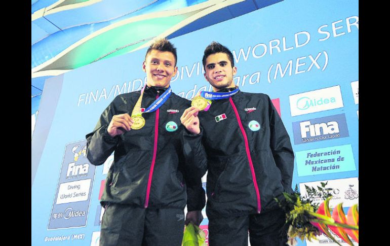 Germán ''Duva'' Sánchez e Iván ''Pollo'' García consiguieron otra medalla de oro e incrementaron la dificultad de sus saltos. EL INFORMADOR /