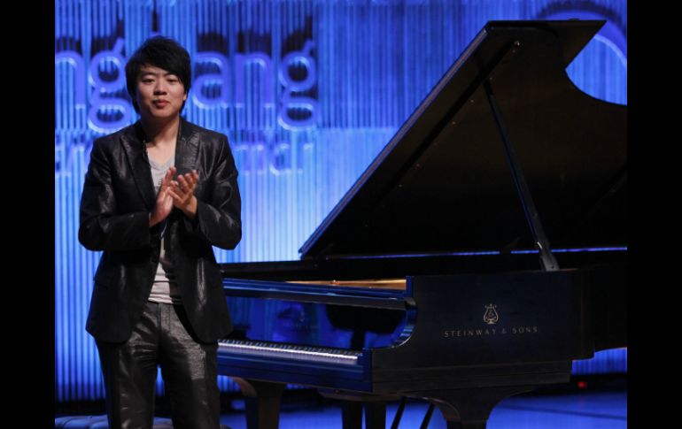 El pianista chino Lang Lang impartió una clase magistral en el Centro Cultural Roberto Cantoral. NTX /