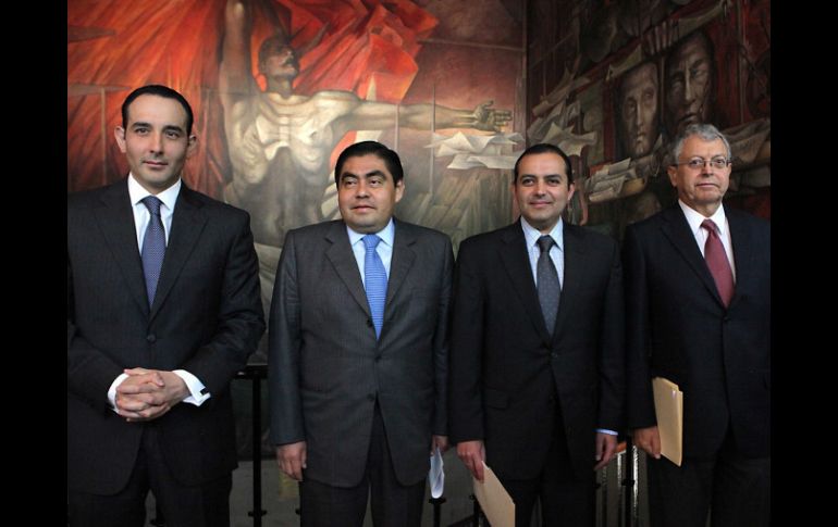 De izquierda a derecha, Roberto Gil, Miguel Barbosa, Ernesto Cordero y Manuel Camacho Solís durante la conferencia de prensa. SUN /