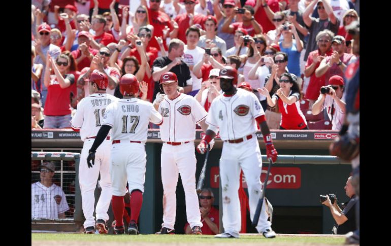 Los Rojos de Cincinnati logran derrotar a los Indios de Cleveland con con pizarra de 4x2. AFP /