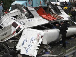 El accidente registrado en la carretera Pachuca-Real del Monte dejó un saldo de 16 personas fallecidas. EFE /