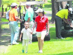 Aunque por su embarazo Lorena Ochoa no participó  en el torneo, convivió con los participantes en el Guadalajara Country Club.  /