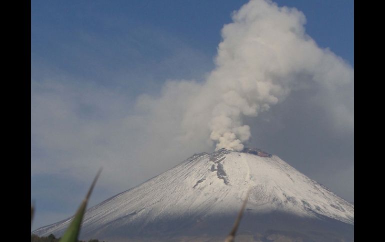 Autoridades permanecen en alerta ante la actividad del volcán Popocatépetl. ARCHIVO /