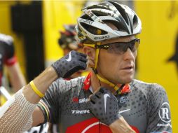 Armstrong es desposeído de sus triunfos en el Tour de Francia y hoy del soporte de Nike. AP /