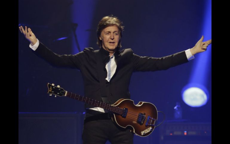 McCartney lanzará a la venta una edición de ''Wings over America'' remasterizada, por parte de su banda The Wings. AP /