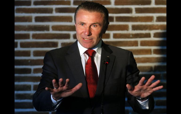 Sergei Bubka busca nuevas marcas al COI con su gestión. AP /