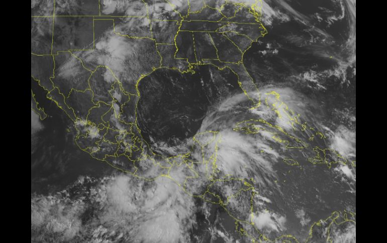 La Segob mantiene vigilancia a la tormenta por si existe un cambio significativo en su evolución. AP /