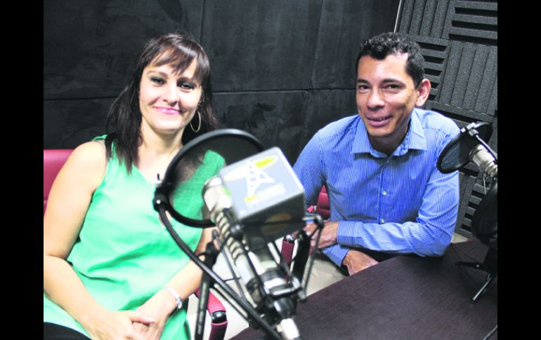 Julieta Marón es la directora de la red de radiodifusoras de la UdeG Jalisco y Ricardo Salazar es el titular de la estación. EL INFORMADOR /