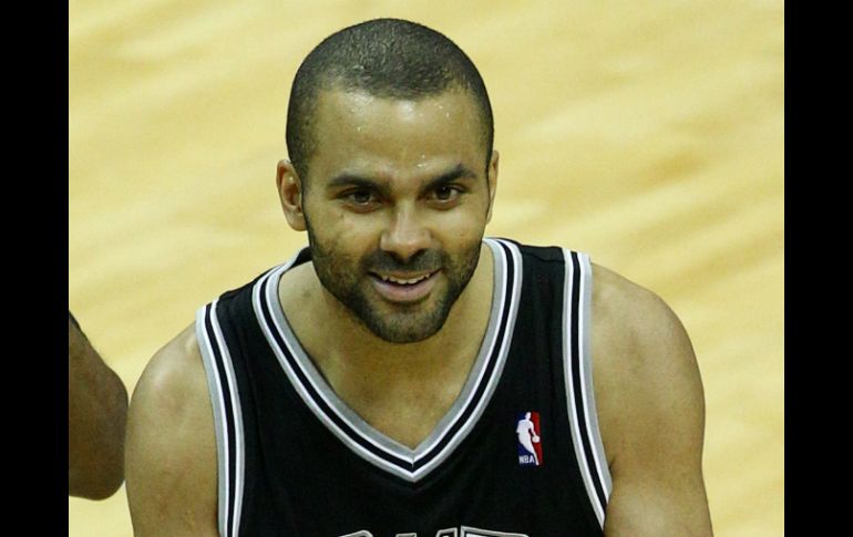 Tony Parker es una de las estrellas del equipo de San Antonio. AP /