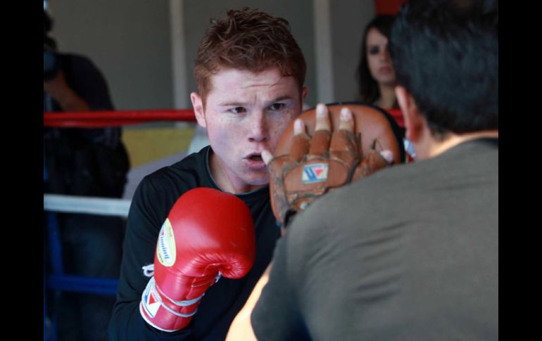 Saúl 'Canelo' Álvarez buscó la pelea con Mayweather y ahora la tiene para el 14 de septiembre. MEXSPORT /