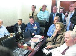 En esta foto del 2 de mayo de 2011, se aprecia a Hillary Clinton impactada por lo visto en la operación contra el terrorista.  /