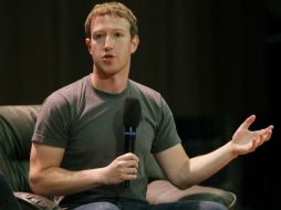 Mark Zuckerberg cuenta con el apoyo de Microsoft, LinkedIn, Google, Yahoo y Dropbox. ARCHIVO /